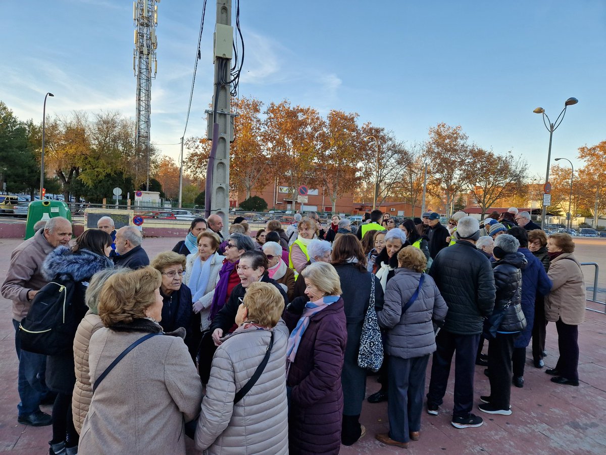 aytogetafe's tweet photo. Las personas mayores de los programas municipales contra la soledad no deseada y estimulación piscomotriz disfrutan de una tarde de diversión en Navimagic. https://t.co/Xw36kPgV0a