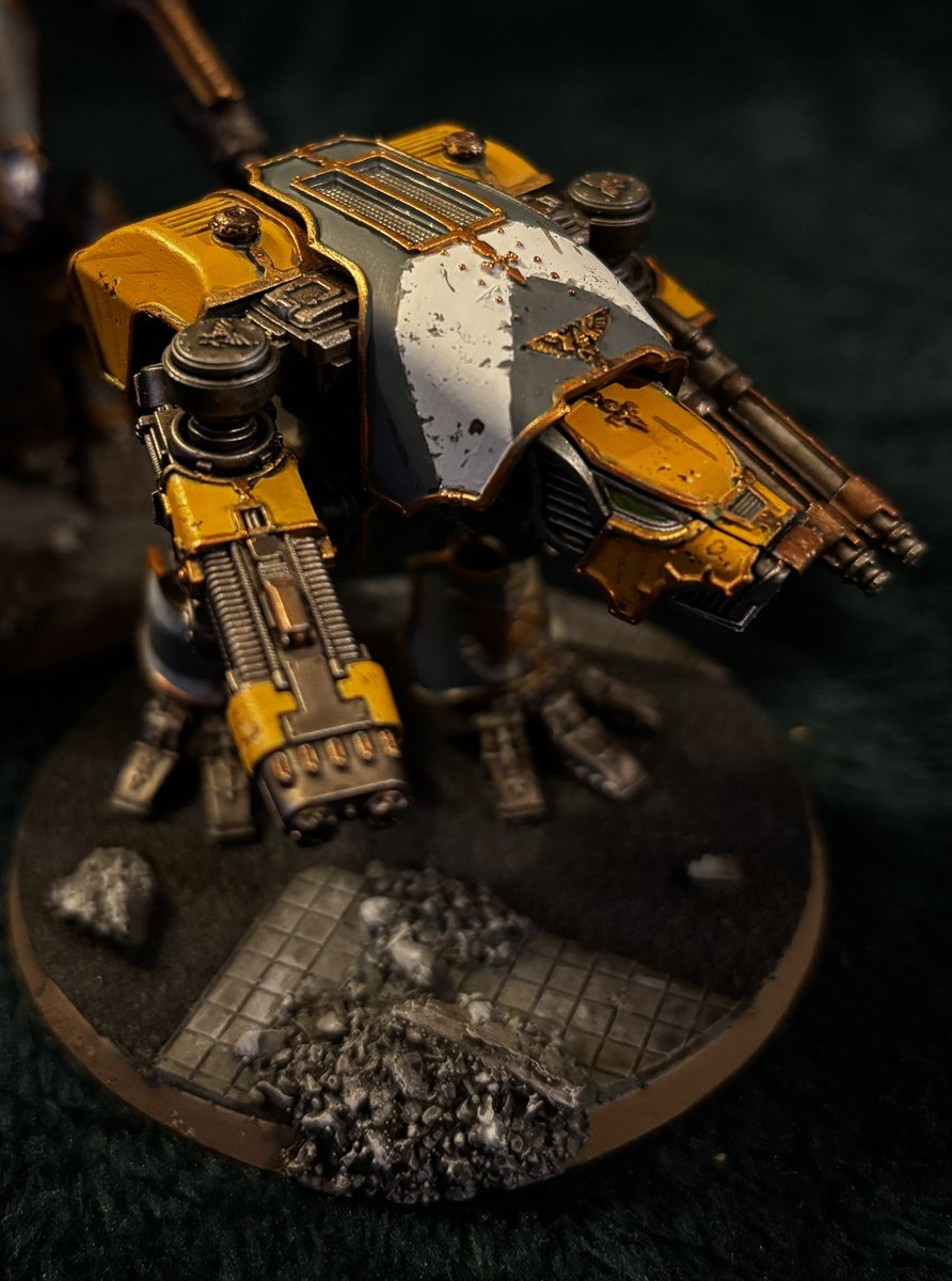 Legio Gryphonicus walks!
#40k #Warmongers #Adeptustitanicus