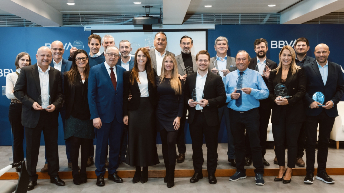 La Asociación de Franquicias de Cataluña otorgó el premio "Mejor franquiciado en Cataluña de una marca no catalana" a nuestra agencia CENTURY 21 Nexus 🏆

Queremos felicitar a CENTURY 21 Nexus por este merecido reconocimiento 🚀

#CENTURY21 #YoSoyCENTURY21 #FamiliaCENTURY21