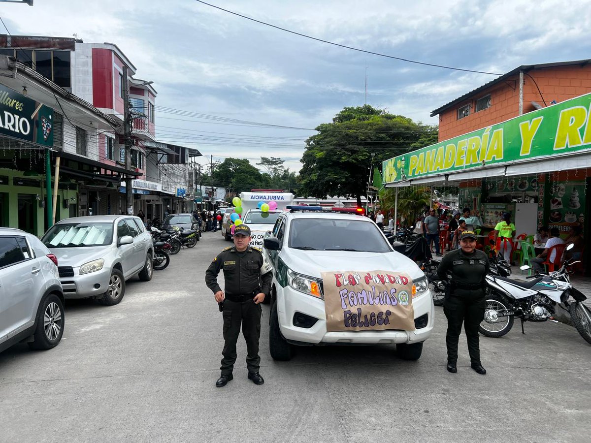 breiarciniegas5's tweet photo. Policía de infancia y adolescencia de valle de Guamúez en articulacion con las diferentes entidades realizan caravana anti pólvora por los diferentes barrios de la hormiga con el fin de proteger la integridad física de niños niñas y adolescentes https://t.co/oq8ozgsGU4