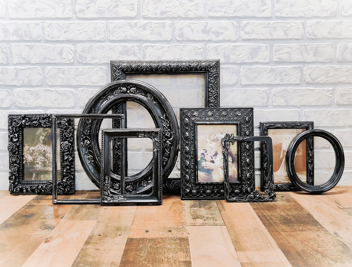 MoFauxChic's tweet photo. SHOP CLOSURE UPDATE!
My picture frames are running out quickly! IF YOU'RE INTERESTED IN A FRAME SET, PLEASE PURCHASE ASAP. My shop will stay open in 2025 until my remaining inventory sells. Wishing everyone a very Merry Christmas &amp; a new year filled with many blessings. https://t.co/s2pl9PHEBo