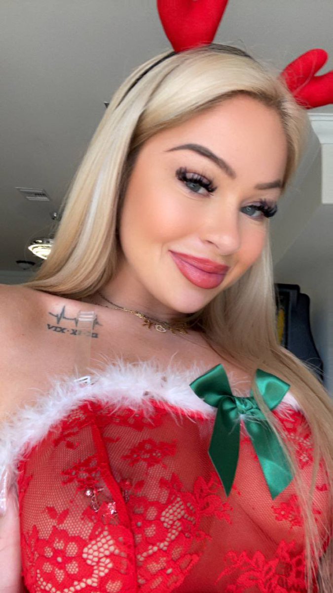 Your gift is here👇🏻👀

Free subs https://t.co/wWtItNrCmW https://t.co/Qq66NcPAsC