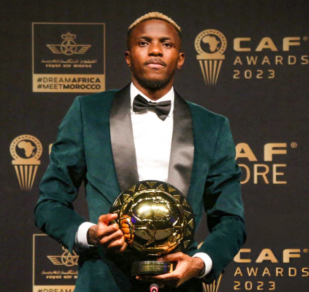 SSE_NGA's tweet photo. No African country has produced more CAF Player of the Year winners than Nigeria.

👑 Rashidi Yekini - 1993
👑 Emmanuel Amunike - 1994
👑 Kanu Nwakwo - 1996
👑 Victor Ikpeba - 1997
👑 Kanu Nwakwo - 1999
👑 Victor Osimhen - 2023
👑 Ademola Lookman - 2024

Naija Supremacy 🇳🇬 https://t.co/B7wV6w7lOn