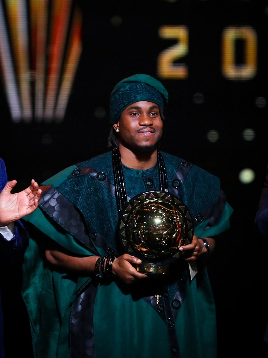 SSE_NGA's tweet photo. No African country has produced more CAF Player of the Year winners than Nigeria.

👑 Rashidi Yekini - 1993
👑 Emmanuel Amunike - 1994
👑 Kanu Nwakwo - 1996
👑 Victor Ikpeba - 1997
👑 Kanu Nwakwo - 1999
👑 Victor Osimhen - 2023
👑 Ademola Lookman - 2024

Naija Supremacy 🇳🇬 https://t.co/B7wV6w7lOn