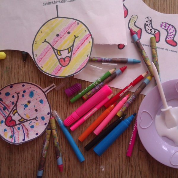 vipmumsndads's tweet photo. #vipfamily @vipmumsndads
Fancy a free online book, simply choose the activity and print, suitable for age 3 and upwards.
https://t.co/Xy3ksxqPwd https://t.co/s5BSxmchuh