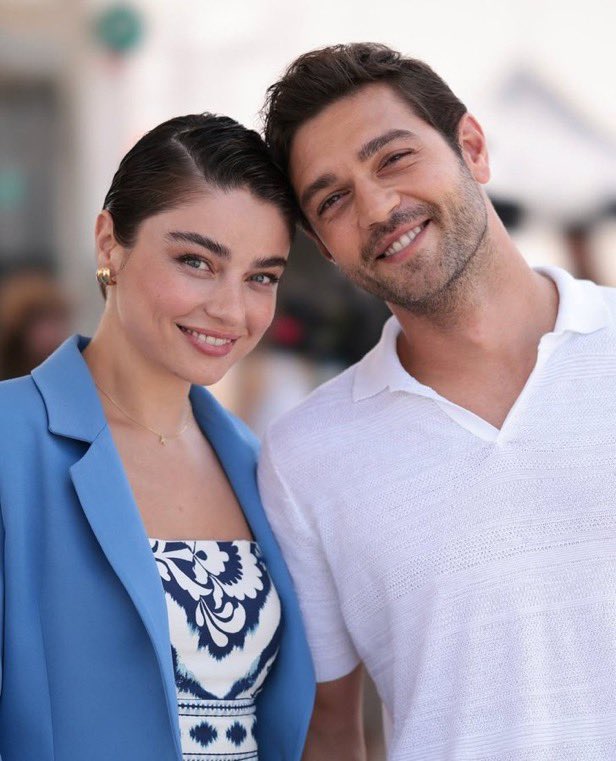 #AyçaAyşinTuran &amp; #FurkanAndıç 💙

Hepimiz #39DerecedeAşk izledik değil miii?✨

<a href="/KizlarSoruyor/">KizlarSoruyor.com</a>’u takip edin, dizi ve magazin dünyasının nabzını yakalayın!