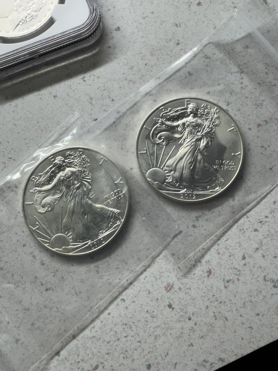 RaganRSX's tweet image. Thank you again Nick @USAPawnBoss for the generous giveaway, couple of nice 2012 ASE’s. 
#silverstackers 
#preciousmetals
