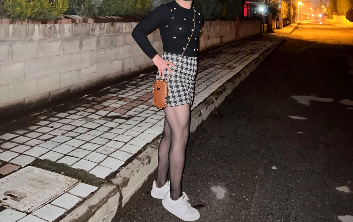 CD cemresu tweet media