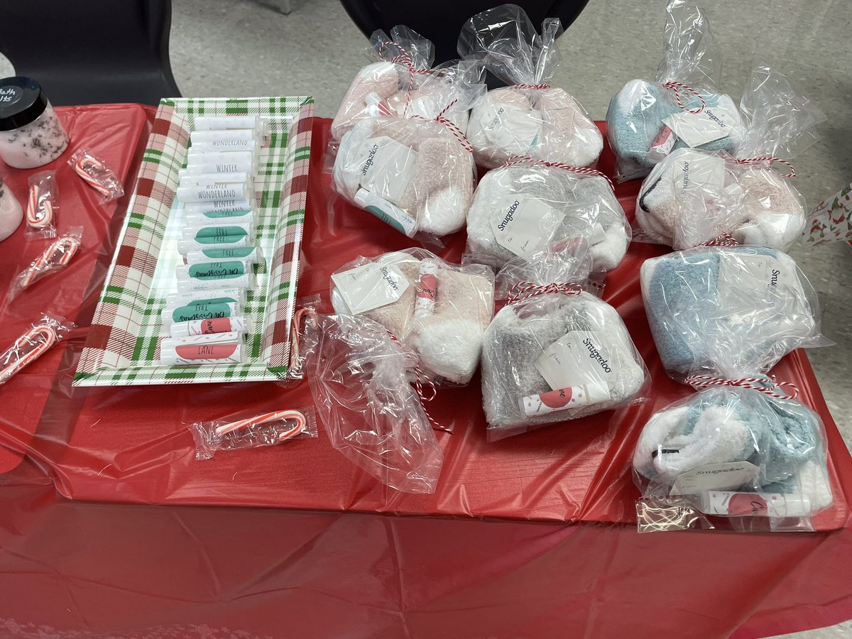 We are all set up and ready for the craft fair tomorrow! We will be open tomorrow from 8:30 am - 2:00 pm in room 302. We will also be selling from 3:30 - 5:30 pm outside the gym during the Unified Basketball game!