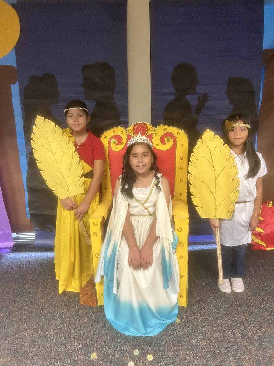 maldrett1's tweet photo. My students performed Perseus and the Fall of Medusa π§πΌββοΈπ§ββοΈ https://t.co/uboCXiVSx0