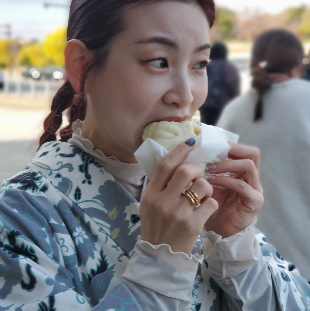 jbtOuNBI5Yo59D1's tweet photo. 2024.12.01 JR姫路駅～姫路城周辺
シンガーソングライターShocoさん(@Shoco07270727)
ワンマンライブ翌日の撮影会より。約2時間のプチ旅行。アップ1回目は食あれこれ。1/7
＊掲載許可を頂いております。
#シンガーソングライターshoco https://t.co/irZ5JPSbGo