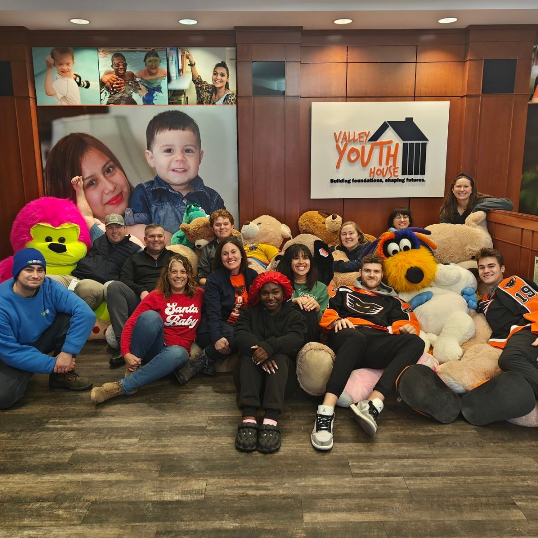 Valley Youth House tweet media