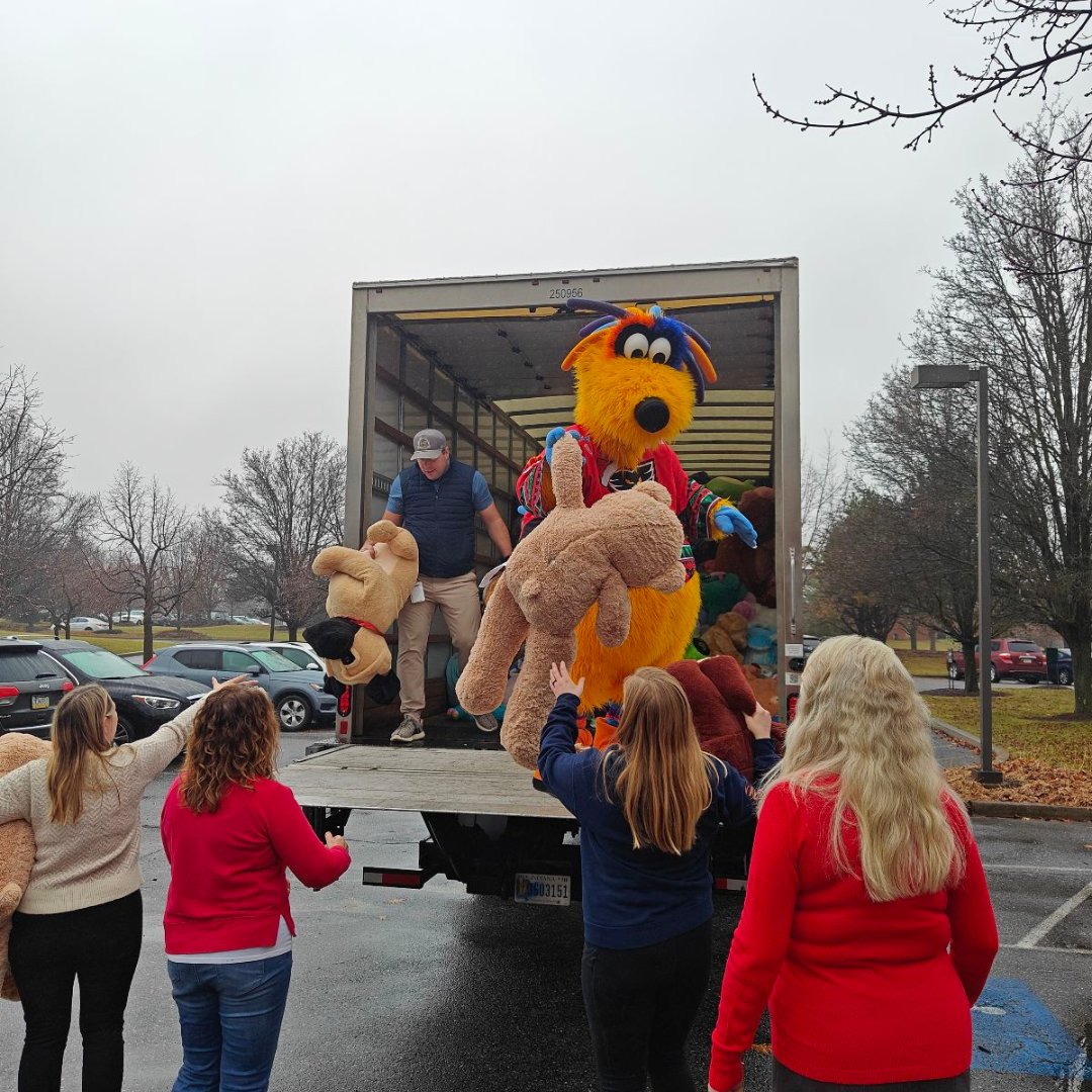 Valley Youth House tweet media