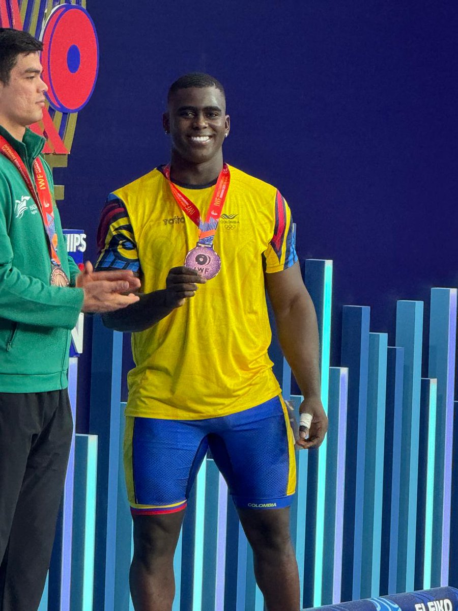 🇨🇴COLOMBIA EN EL PODIO MUNDIAL 🇨🇴

Yenny Alvarez 🥉🥉
Miyareth Mendoza 🥈🥈🥈
Edwin Lagarejo 🥇
Jonathan Rivas 🥉

🏆3 lugar por equipos femenino 
🏆4 lugar por equipos masculino 

Felicitaciones equipo 🇨🇴🏋🏻‍♀️

Nos vemos en el 2025 🥇