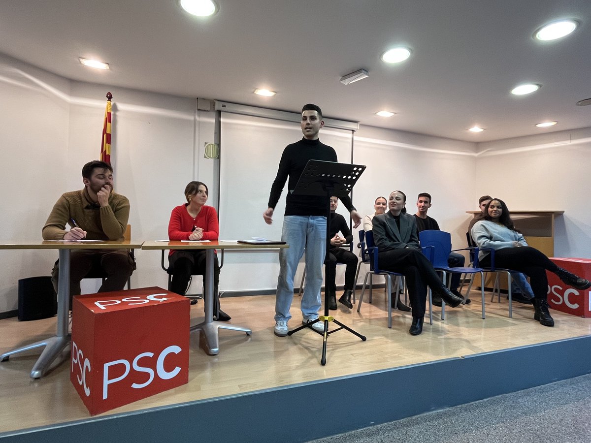 🌹✊🏻Molt content de la iniciativa de les <a href="/jsccatalunya/">JSC /❤️</a> a #BadiaDelVallès! 

Som part de la transformació i construïm junts la Badia del futur!

Gràcies <a href="/daniclares/">Daniel Clares Casas</a> per donar el pas amb el teu gran equip! 

Gràcies per la visita <a href="/lauragmanota/">Laura García Manota</a> i <a href="/evamenorc/">Eva Menor</a> <a href="/PSCBadia/">PSC Badia del Vallès / ❤️</a> <a href="/JSCVOcc/">JSC Vallès Occidental</a>