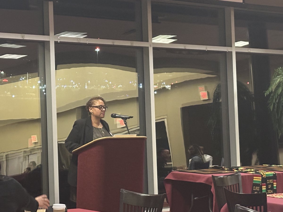 BlackNmsu's tweet photo. We @Blacknmsu are immensely proud to celebrate the incredible achievements of our Black students. Immense gratitude to Dr. Matute-Chavarria for inspiring our graduates. Congratulations to the Class of 2024 #BlackPrograms #ClaraBelleBlackStudentGraduation #GreatState #NMSU https://t.co/Z8o3wJauqq