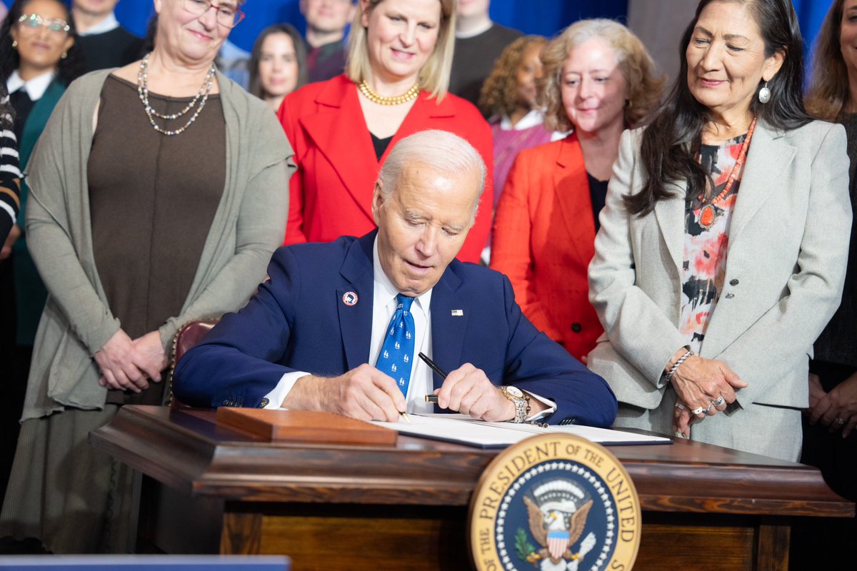 AFL-CIO ✊ tweet media