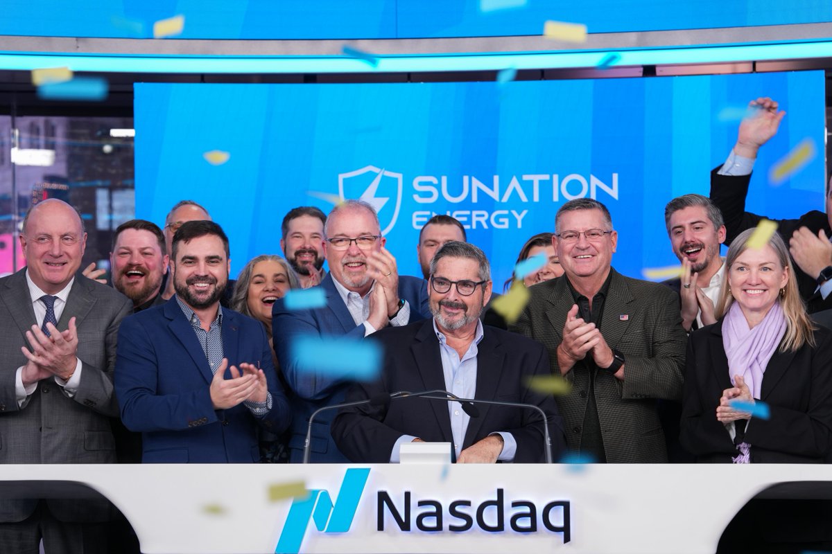 NasdaqExchange's tweet photo. 🔆 Here comes the sun.

🔋 @SUNation_Energy is bringing solar to the Long Island area—helping their customers take control of their energy.

🔔 Thanks for ringing the @NasdaqExchange Closing Bell, $SUNE! https://t.co/H9fcWAV73O