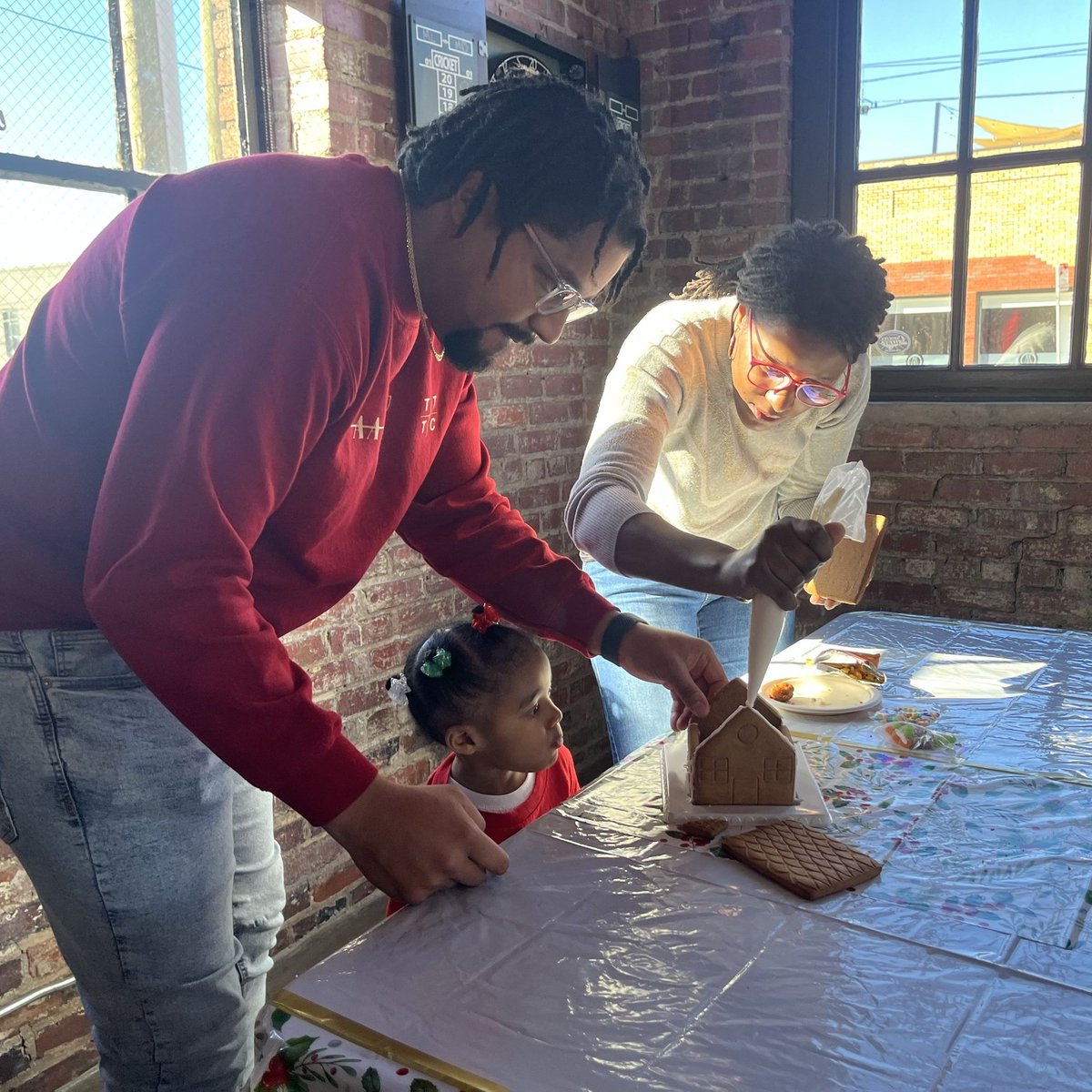 Barringer Const tweet media