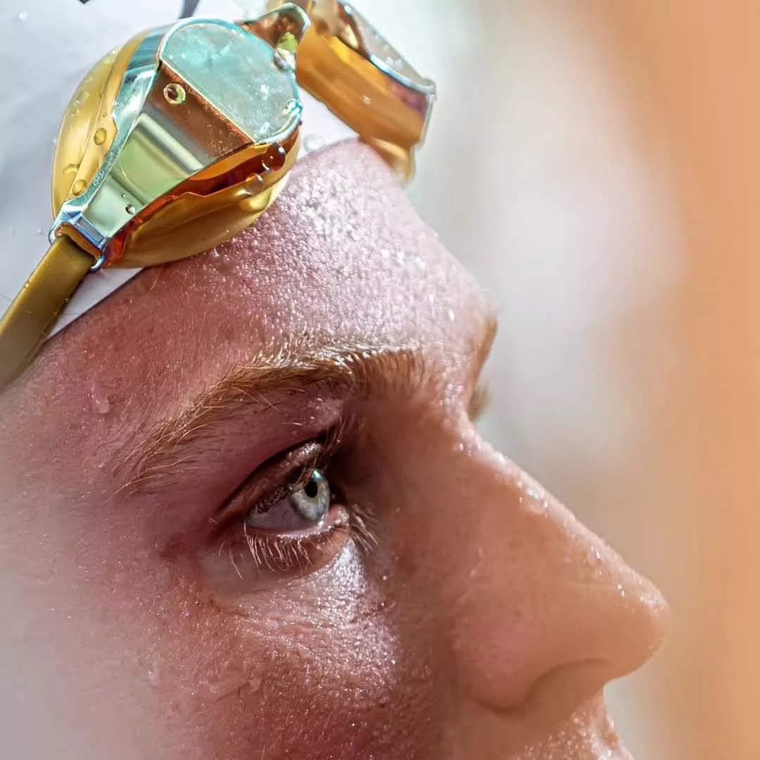 LAURENT SWIMMING tweet media