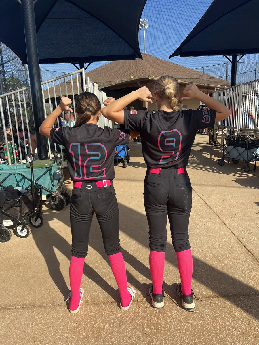 DallasEsperas's tweet photo. What a great way to end the season! We ended our season with a 55-6-3 record winning the @USSSA state championship and the @flpgfmedia state championship! My OBP was .435 with 6 hits. On the mound i pitched 19 innings with 12 K’s and 6 ER’s. Can’t wait for the spring season! https://t.co/hhXgg6bFiD