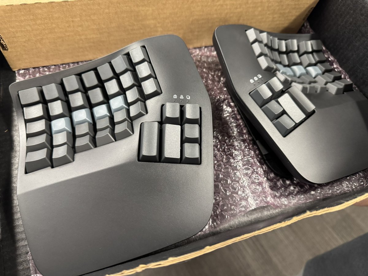 Kinesis Keyboards tweet media