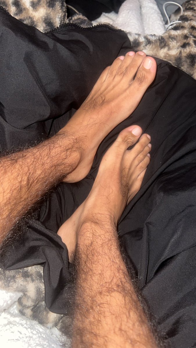 xxxan_d3r's tweet photo. you need my latino feet https://t.co/tw1hdA2Gxx