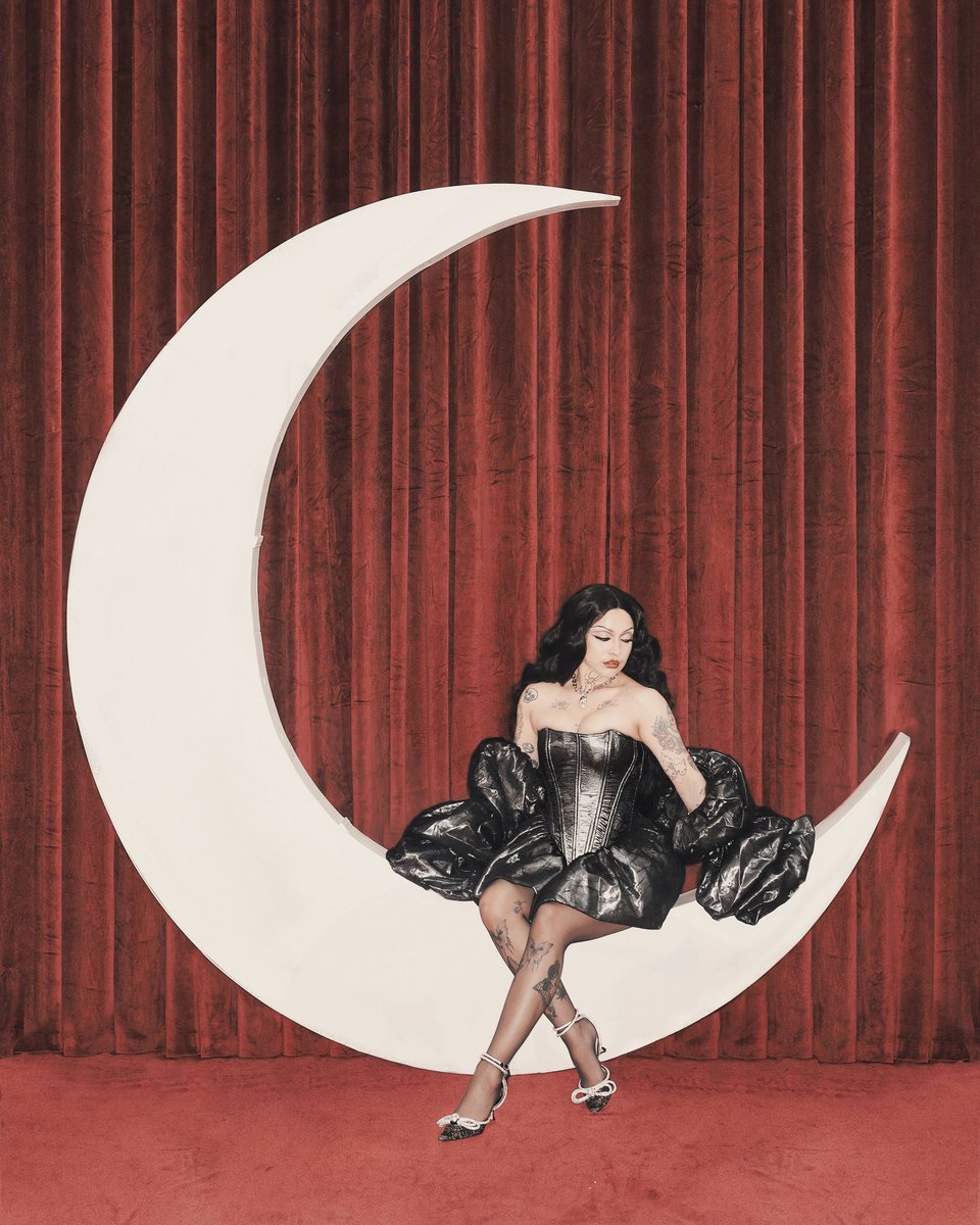 Mon Laferte tweet media