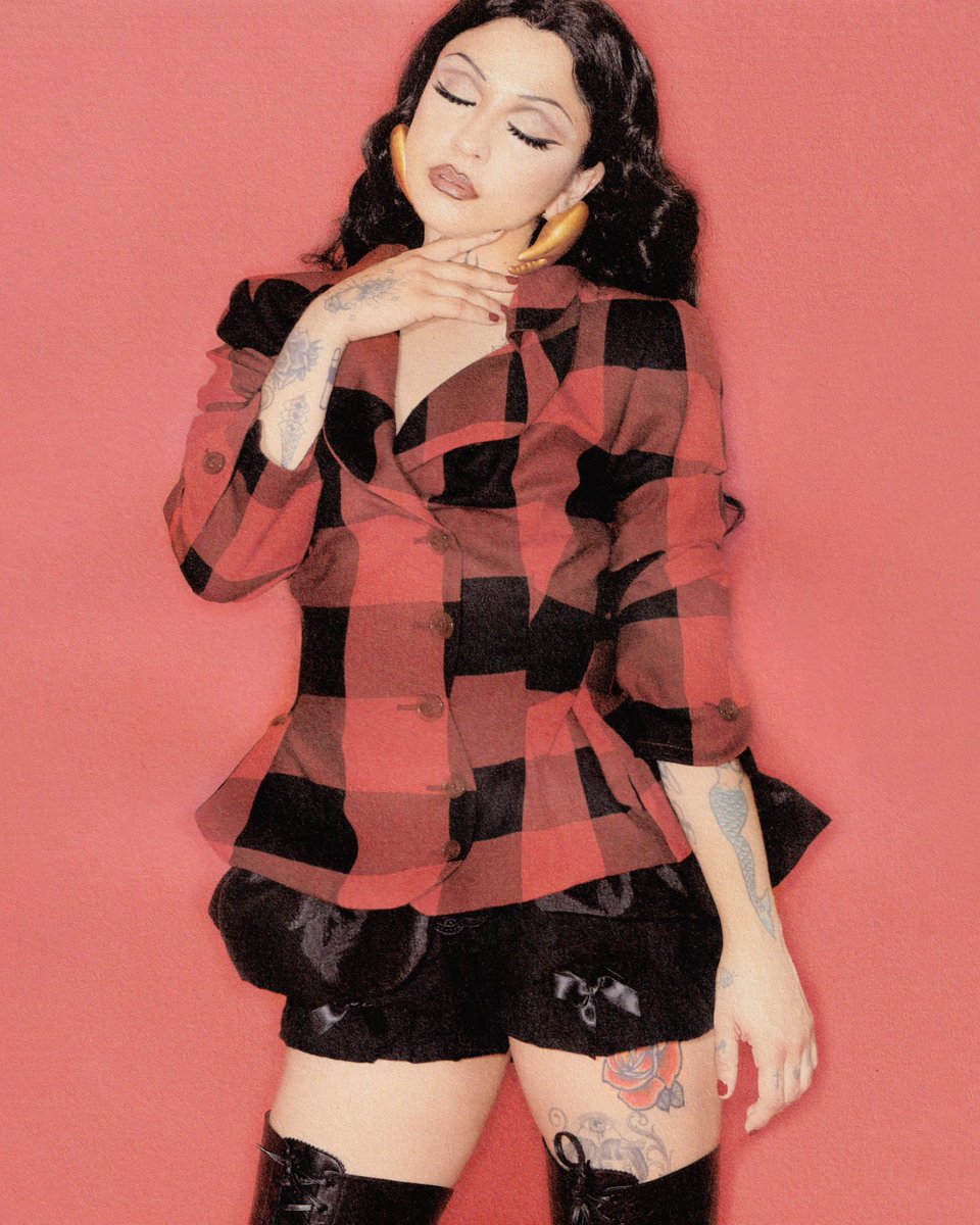 Mon Laferte tweet media