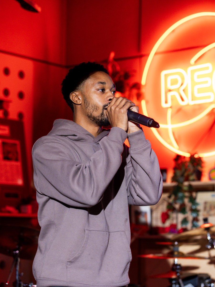 realjus__o's tweet photo. Live at Rec episode 6 premieres tomorrow on YouTube! Shout out to @RECphilly for the opportunity and the highlight. Much love to everyone supporting. https://t.co/u67thL2pCF