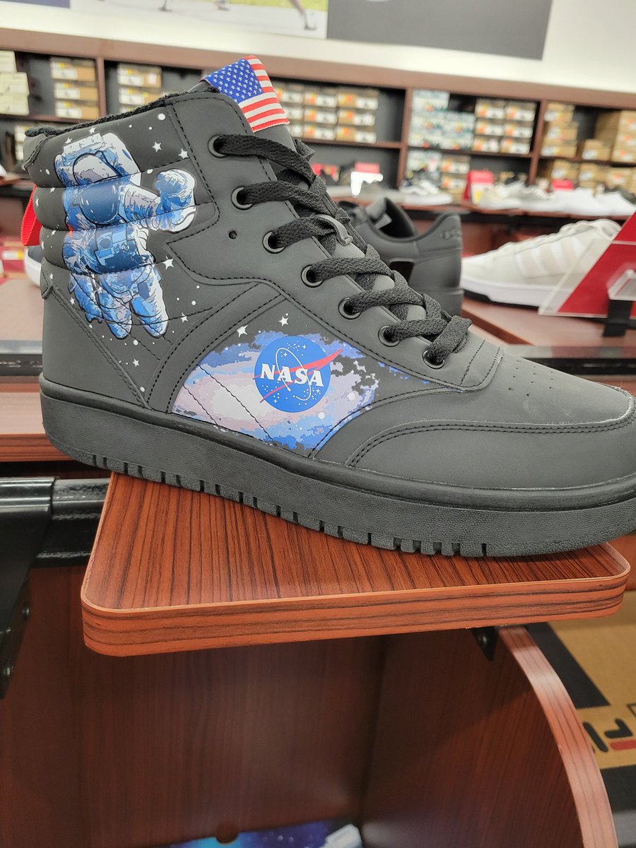 BreeSwanFluff's tweet photo. @NASA I work in a huge Shoe Store Shoe Dept. Encore &amp; we sell Men's Nasa Shoes but we get comments all the time from Women &amp; Children who are sad to find none in sizes for us. I mean you have Women Astronauts &amp; future Astronauts wanting to Rep You, Can we maybe get some too?! https://t.co/s52ZsqsudW