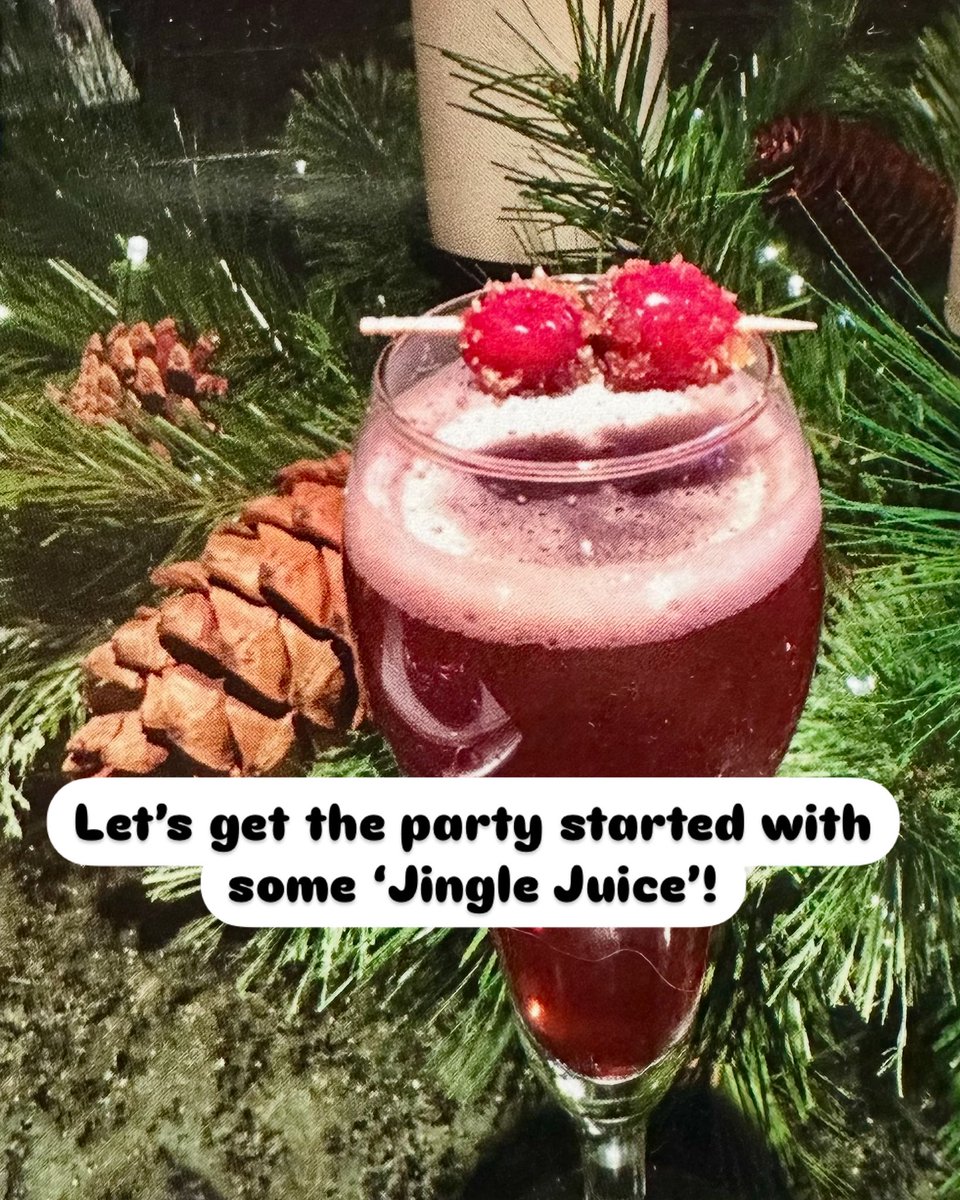 ACPRazzo's tweet image. The perfect holiday drink - Jingle Juice !!
 
In a champagne glass, pour ——
​
3 oz cranberry juice
1oz Amaro Cinpatrazzo 
1oz Cointreau
 
Top with Champagne!! Garnish with cranberries dipped in Demerara sugar. (Or prebatch with 2 oz of Champagne per serving)