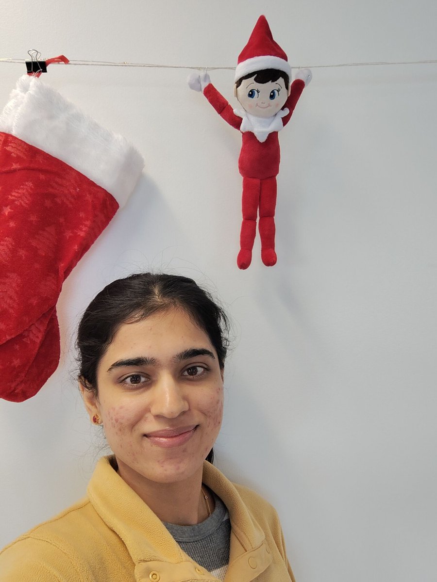 sprottshaw's tweet image. Congratulations to our first three winners: Tapiwa Manyanye from our Kamloops campus, and Jacqleen Dhaliwal and Jeannette Foster from our Chilliwack campus, each receiving a $25 gift card! Elfie loves your selfies! #sprottshawcollege #selfiewithelfie #Likes #comments #cutephotos