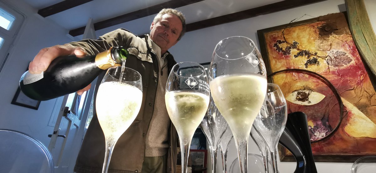 Côté Châteaux (@cotechateaux) on Twitter photo Le boom des #cremants de #Bordeaux. A voir ce soir dans le 19 20 sur France 3 Aquitaine a partir de 19h15 @vinsdebordeaux <a href="/F3Aquitaine/">France 3 Aquitaine</a> Le boom des #cremants de #Bordeaux. A voir ce soir dans le 19 20 sur France 3 Aquitaine a partir de 19h15 @vinsdebordeaux <a href="/F3Aquitaine/">France 3 Aquitaine</a>