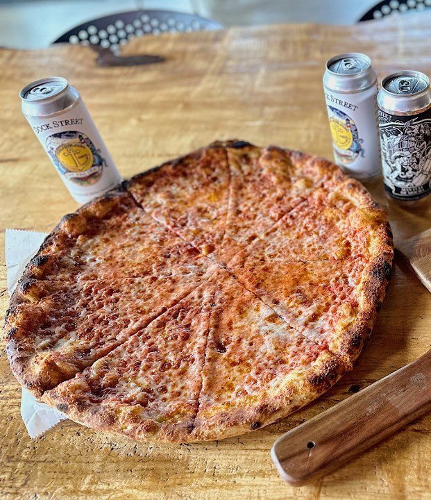 ATTN!! 🚨🚨🚨Dock Street South is OPEN today from 5pm-9pm! Come eat 🍕, drink 🍻 + 🍸, and heck maybe even shoot some pool with your pals. Takeout and delivery (2mi radius) is available too! Order online order.toasttab.com/online/dock-st… or come by in person