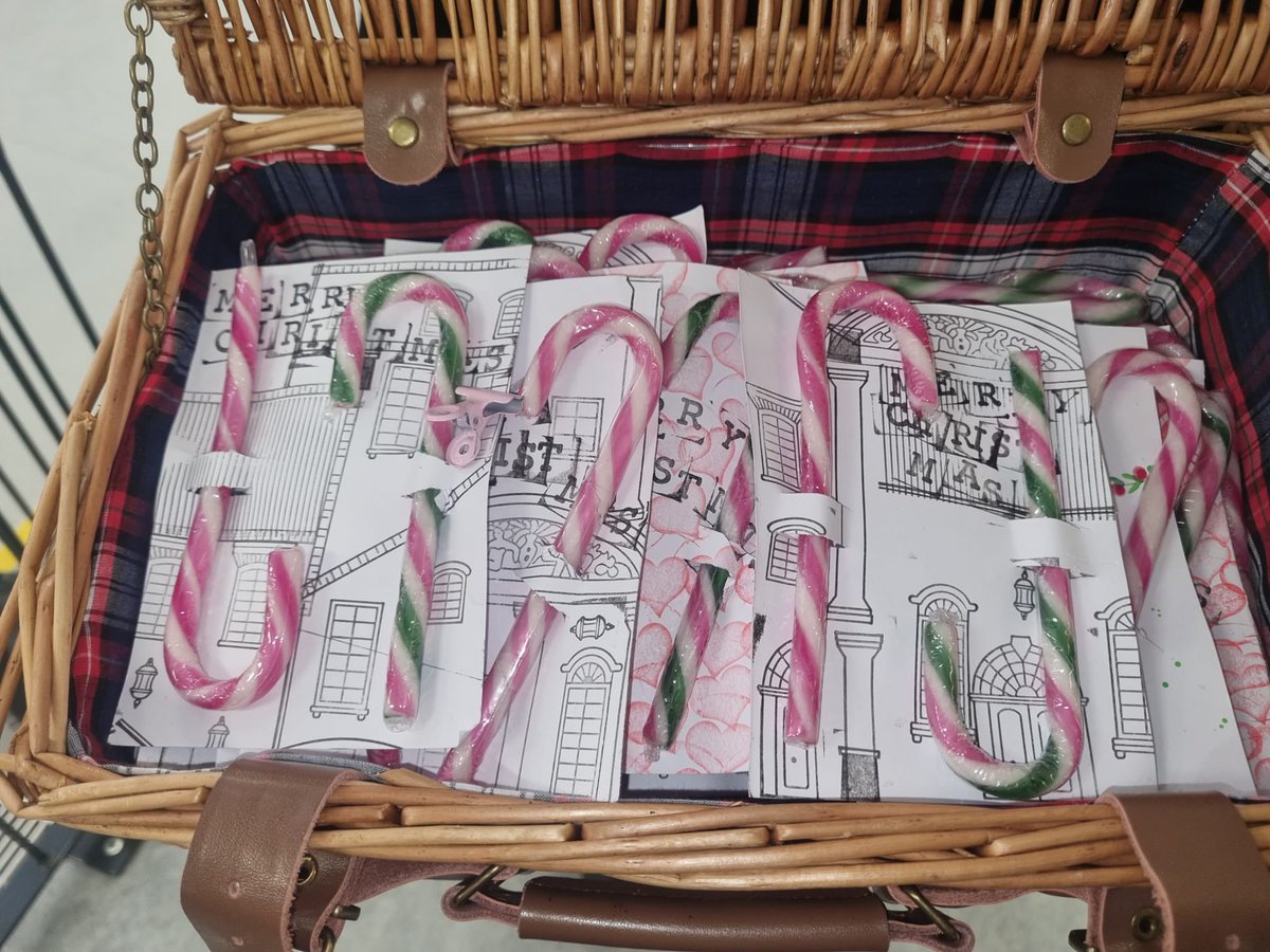 BCS Programmes (@prog_bcs) on Twitter photo Zeus from TY demonstrated a Random Act of kindness this morning by distributing candy canes to the school community today. So thoughtful. <a href="/BlakestownCS/">Blakestown CS</a> <a href="/Oide_TY/">Oide Transition Year</a> <a href="/lecheiletrust1/">Le Chéile Schools Trust</a> Zeus from TY demonstrated a Random Act of kindness this morning by distributing candy canes to the school community today. So thoughtful. <a href="/BlakestownCS/">Blakestown CS</a> <a href="/Oide_TY/">Oide Transition Year</a> <a href="/lecheiletrust1/">Le Chéile Schools Trust</a>