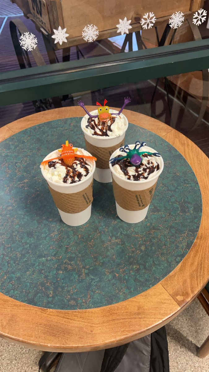 Nice brain break with some monster Hot Coco with <a href="/gmarx21/">Griffin Marx</a> <a href="/samwade8_/">Sam Wade</a>