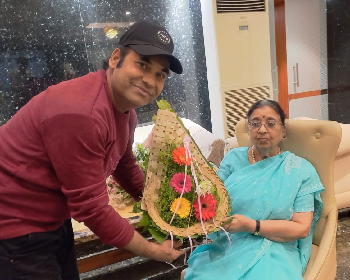 mohdayazmusic's tweet image. HAPPY BIRTHDAY 🎂 LEGENDARY USHA TAI MANGESHKAR 
#ushamangeshkar #mohammadayaz