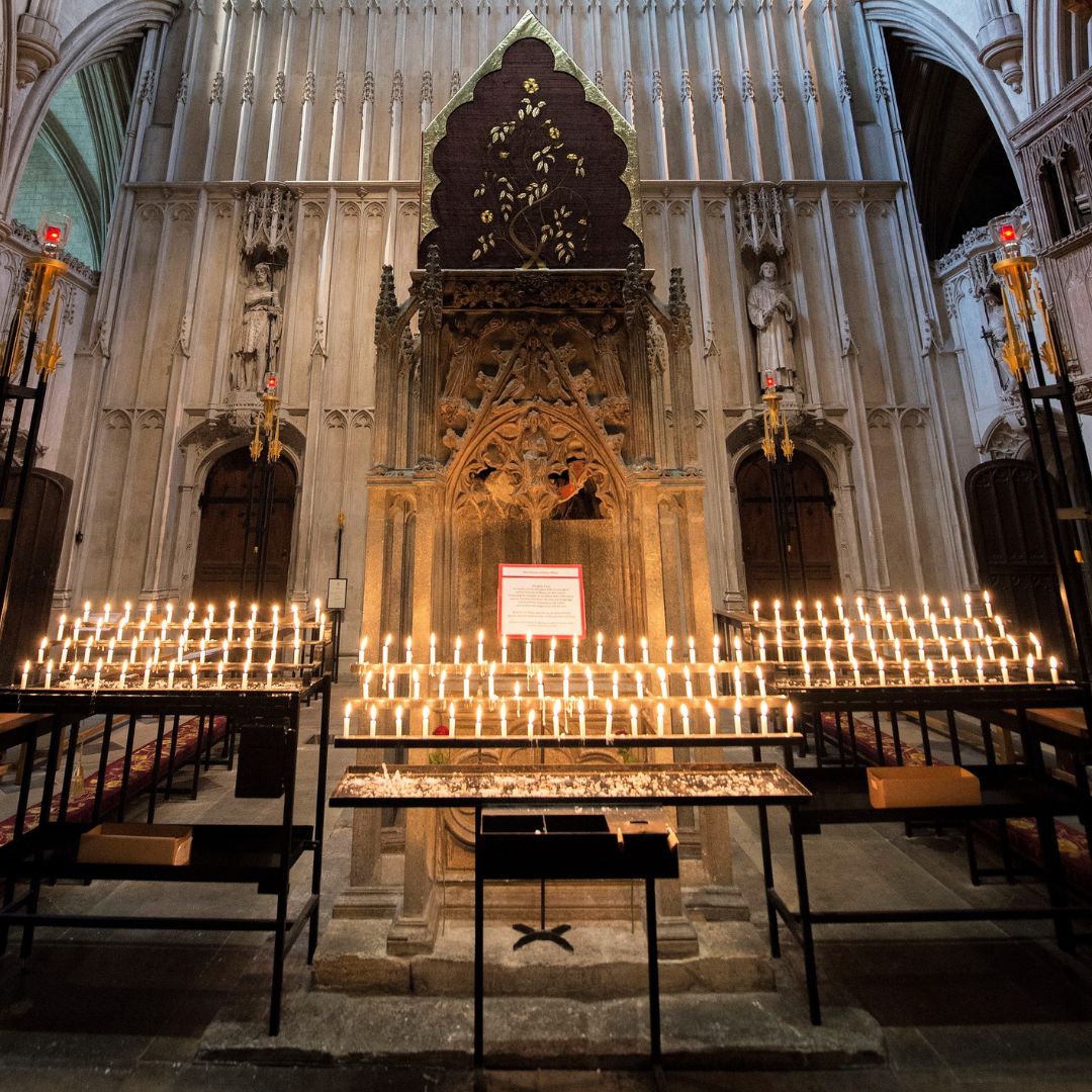 St Albans Cathedral tweet media