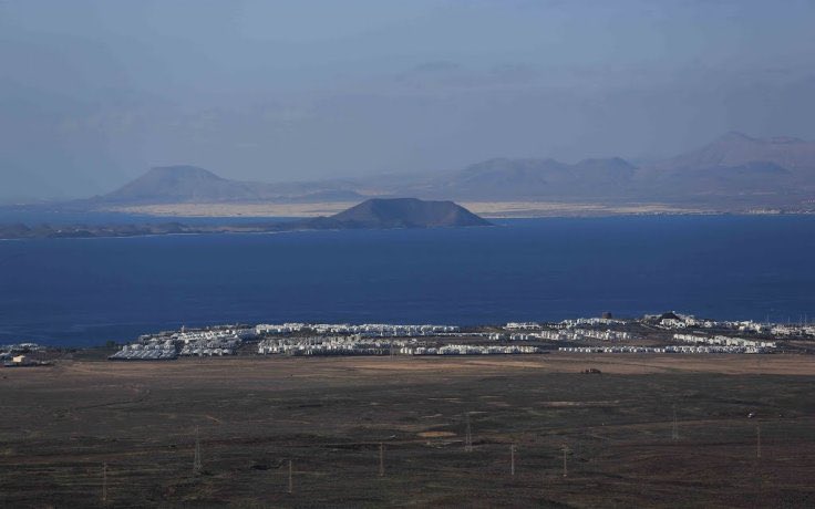 ChicaGuachinet's tweet photo. Imágenes de ayer y hoy.
Porque esto es África.
Lanzarote ayer y hoy
Islas Canarias is not Spain https://t.co/K0hmDK19g3