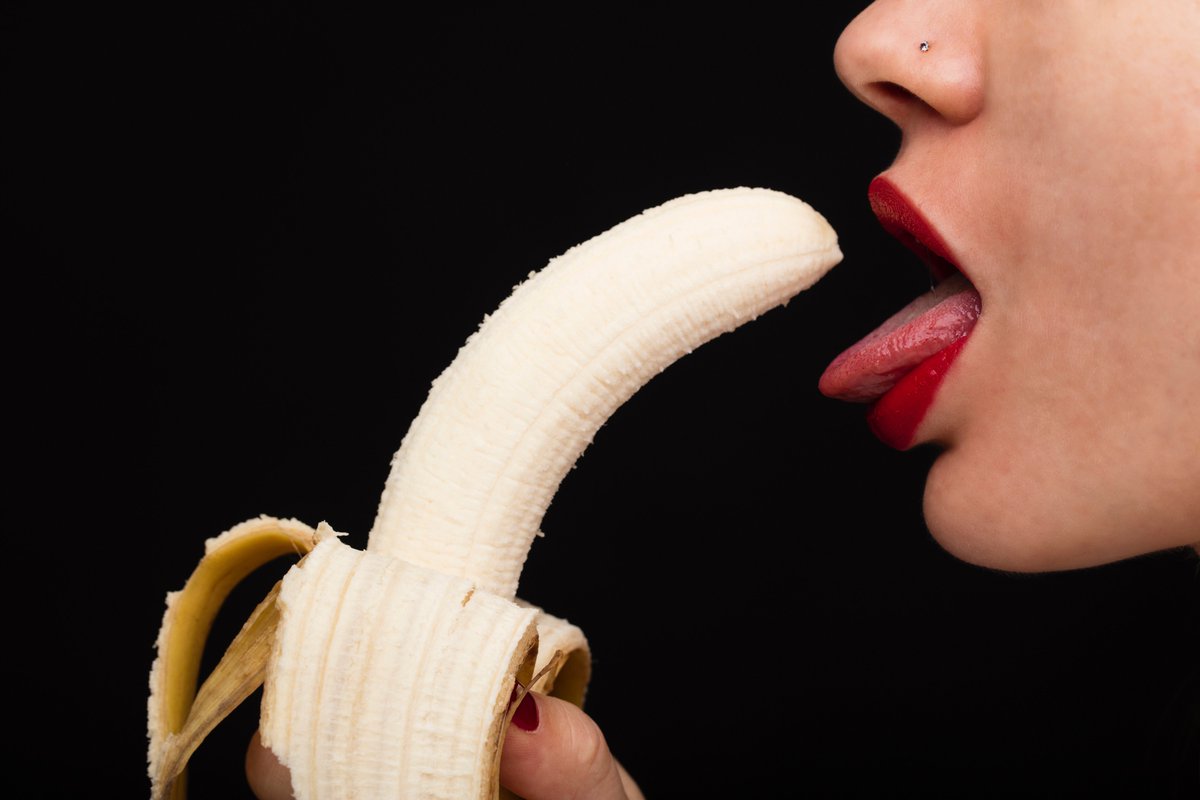 RavenousGhost's tweet photo. ... something to help her elevate her naughty side 
https://t.co/emhOoTqnLh https://t.co/EvFWUjpite