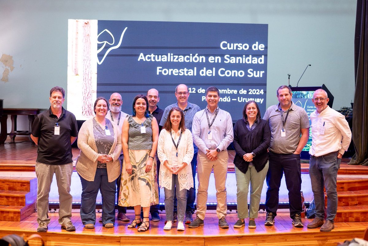 Andres Gonzalez (@agonzal29) on Twitter photo La semana pasada tuvimos el gusto de participar en este primer curso de sanidad forestal regional, donde hablamos de ecología química aplicada al manejo de plagas. Una experiencia muy buena con colegas del cono sur con quienes venimos trabajando hace un tiempo <a href="/SanidadFConoSur/">Grupo Sanidad Forestal del Cono Sur</a> La semana pasada tuvimos el gusto de participar en este primer curso de sanidad forestal regional, donde hablamos de ecología química aplicada al manejo de plagas. Una experiencia muy buena con colegas del cono sur con quienes venimos trabajando hace un tiempo <a href="/SanidadFConoSur/">Grupo Sanidad Forestal del Cono Sur</a>