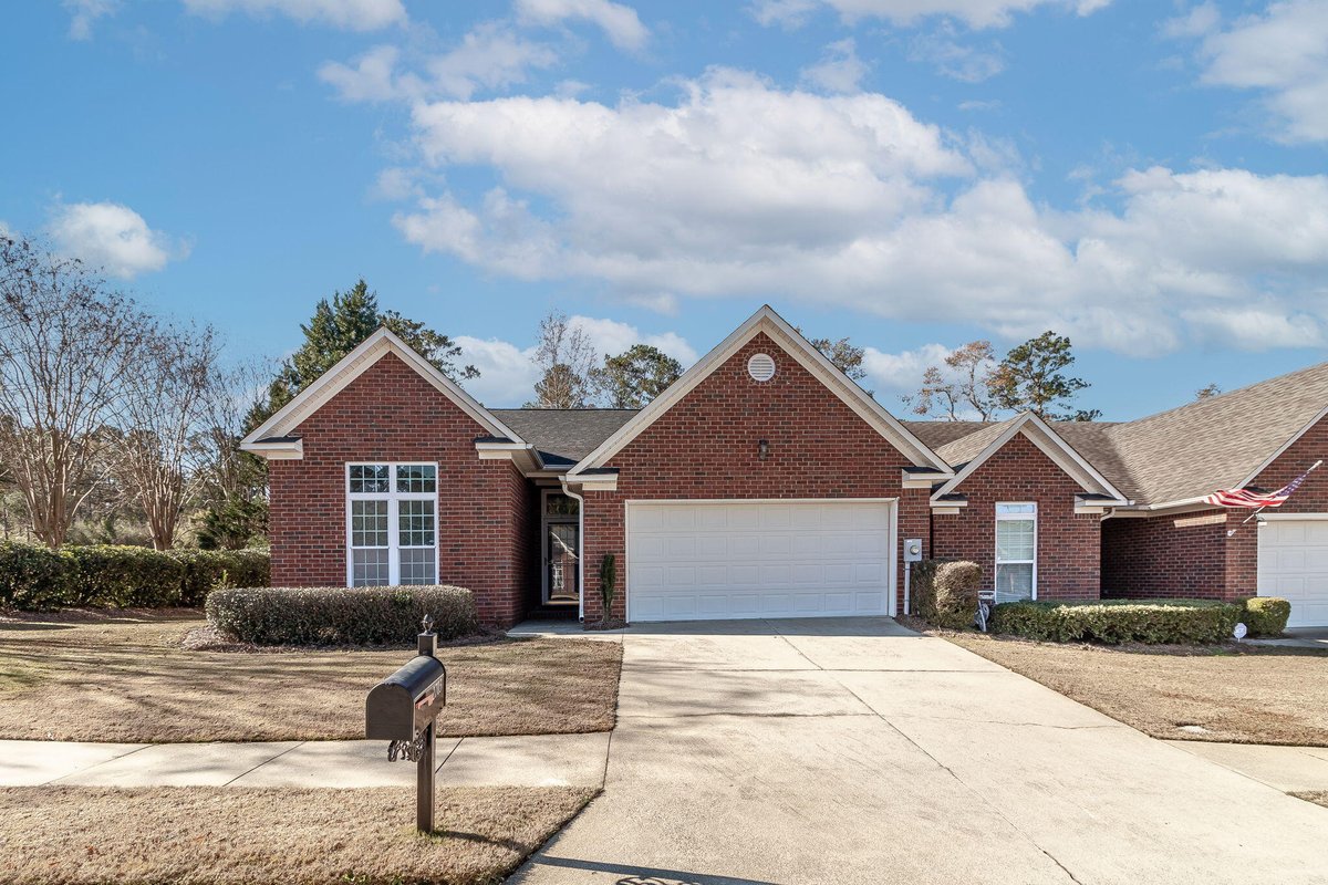 #Listing: 2703 DEVEREUX Drive, Augusta, GA, 30909
Listed by:  Susan Salisbury
Offered at $250,000
More details here: blanchardandcalhoun.com/properties/270…