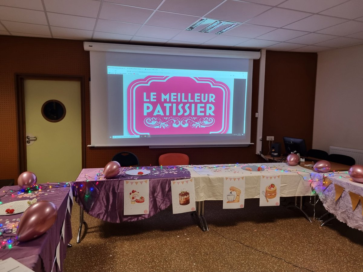 MathildeJoncart's tweet image. Ce soir les meilleurs pâtissiers du @ClgSgdb s&apos;affrontent pour notre plus grand plaisir. Bravo à tous les participants !!!!
#QVT