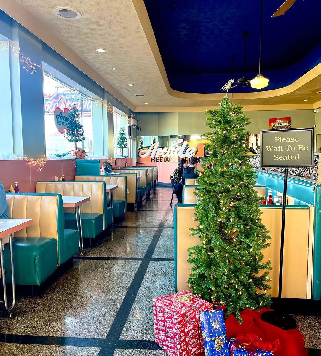 Arcade Restaurant tweet media