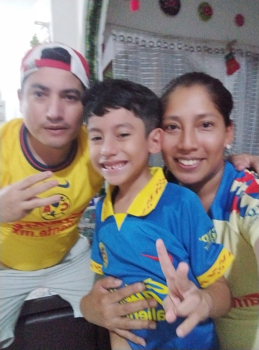 Whosbrayanh's tweet photo. #ÁguilasPorElMundo desde TGZ,Chis. https://t.co/RLl81NpFVH