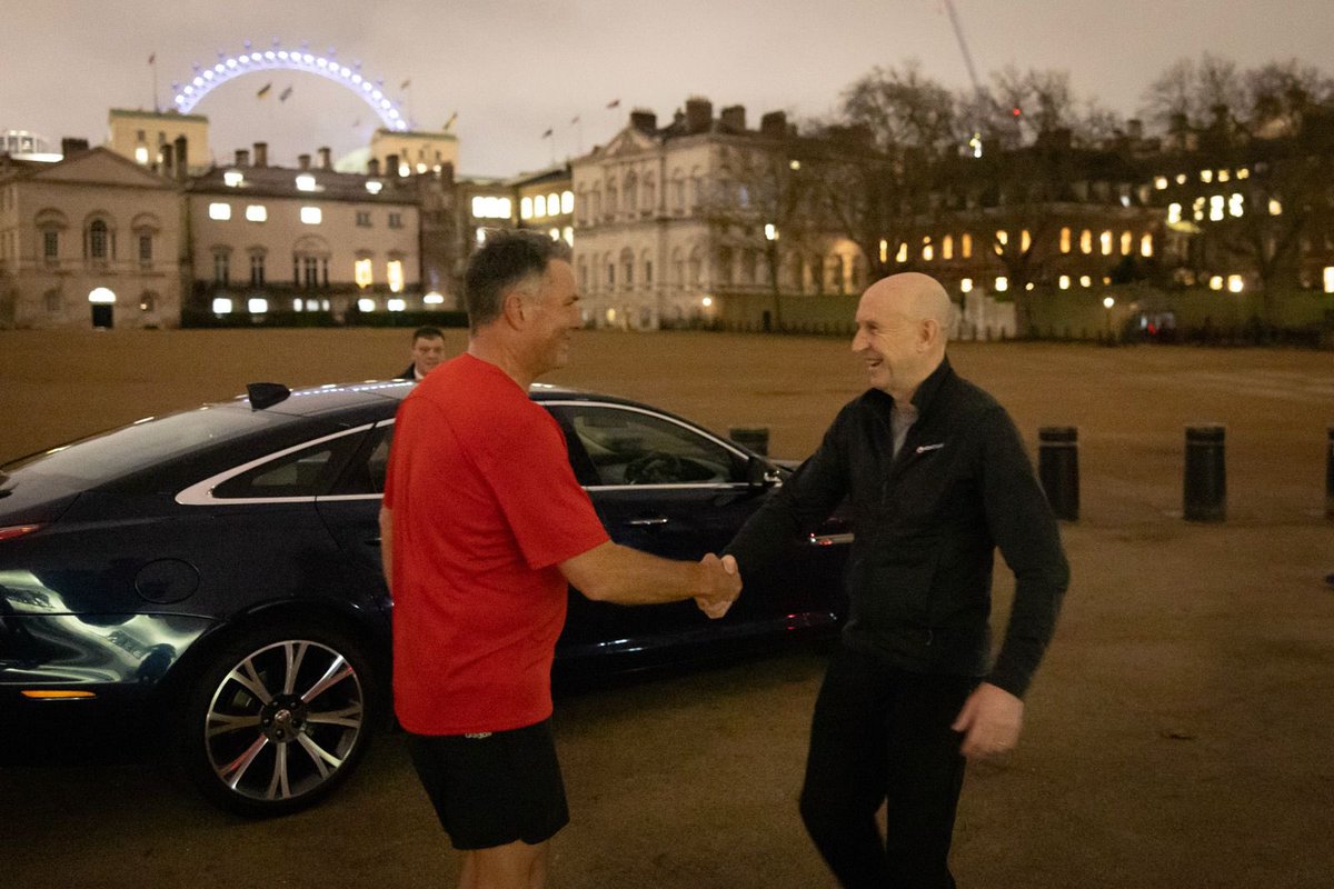 Geography may separate us, but on our common defence, the UK and Australia couldn’t be closer allies and friends.

Great to welcome <a href="/RichardMarlesMP/">Richard Marles</a> to London today, and join him on an early morning run - in our respective home team shirts! <a href="/GeelongCats/">Geelong Cats</a> <a href="/RotherhamUnited/">Rotherham United</a>