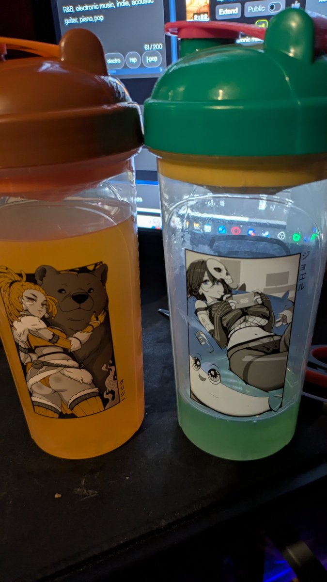 XchilldudeX's tweet photo. @SoGrizzy Just got the shaker cup, it looks so cool!! The collection is growing!! https://t.co/n6r73NGxK3