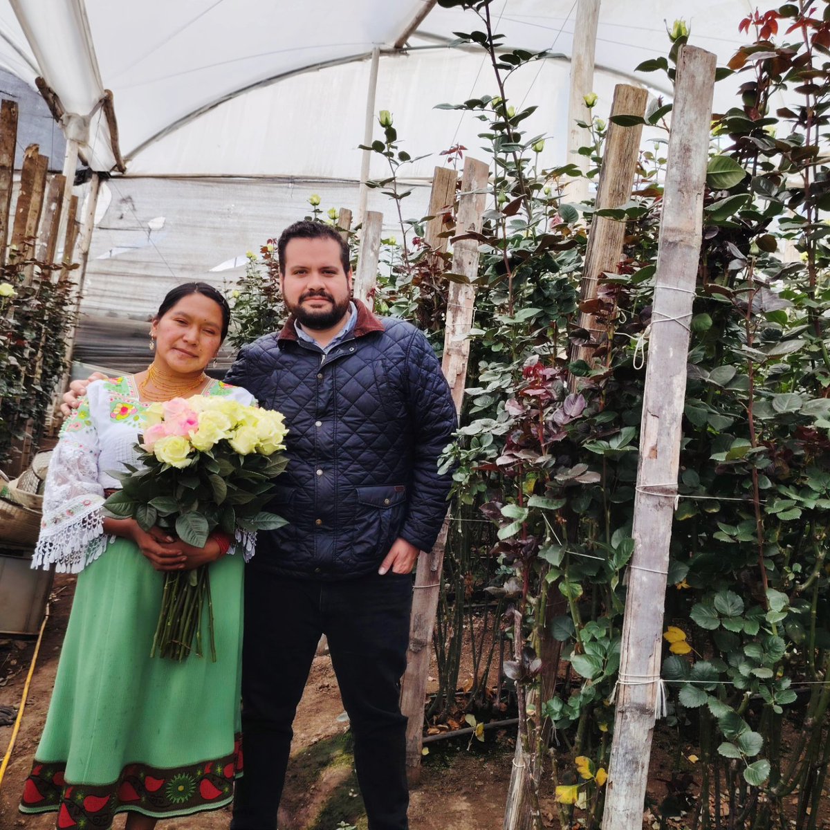 felipeleon88's tweet photo. Que importante es estar cerca de las comunidades, escucharles y volver nuestra mirada a los sectores rurales. Seguiremos trabajando por una Pichincha productiva y segura. @MinGobiernoEc #Zonal9 https://t.co/vnVwaEqPHy