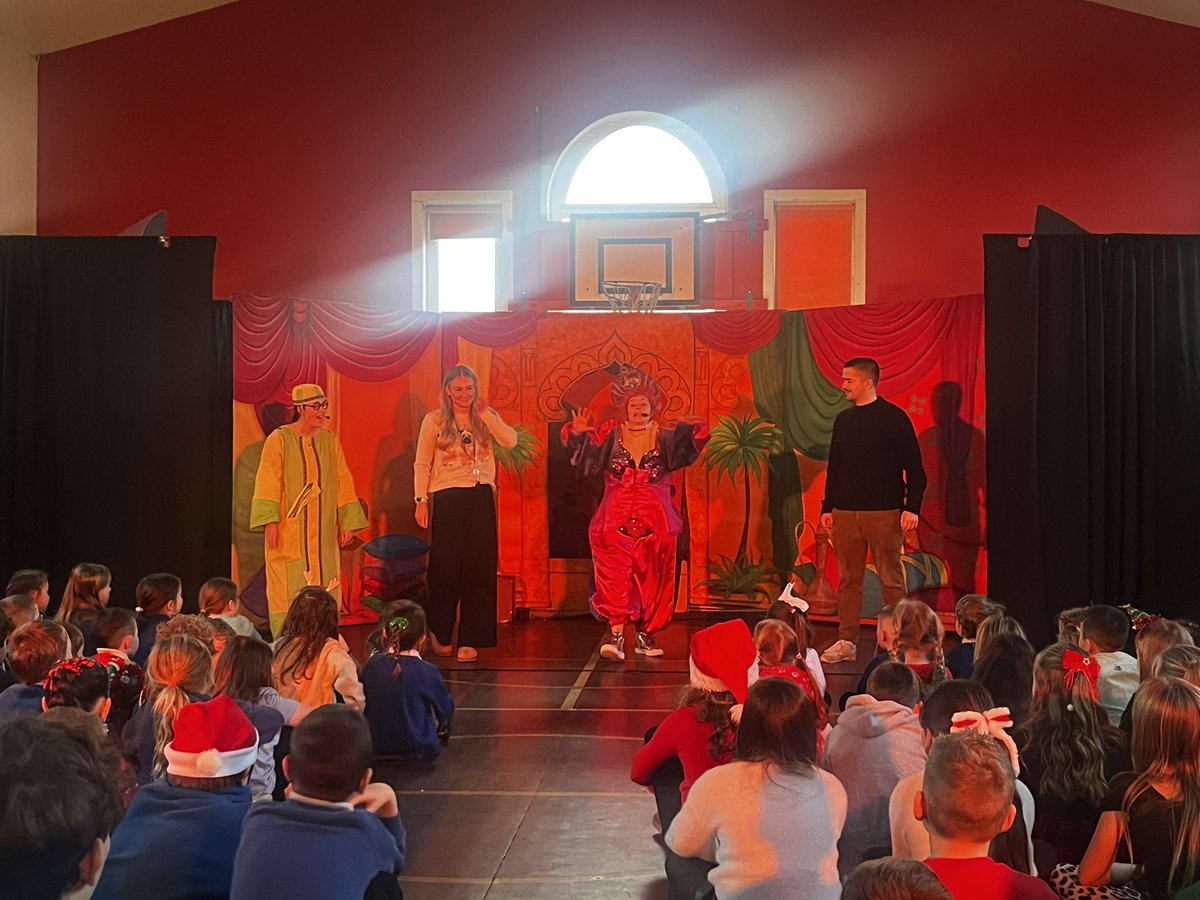 NewtongrangePS tweet media